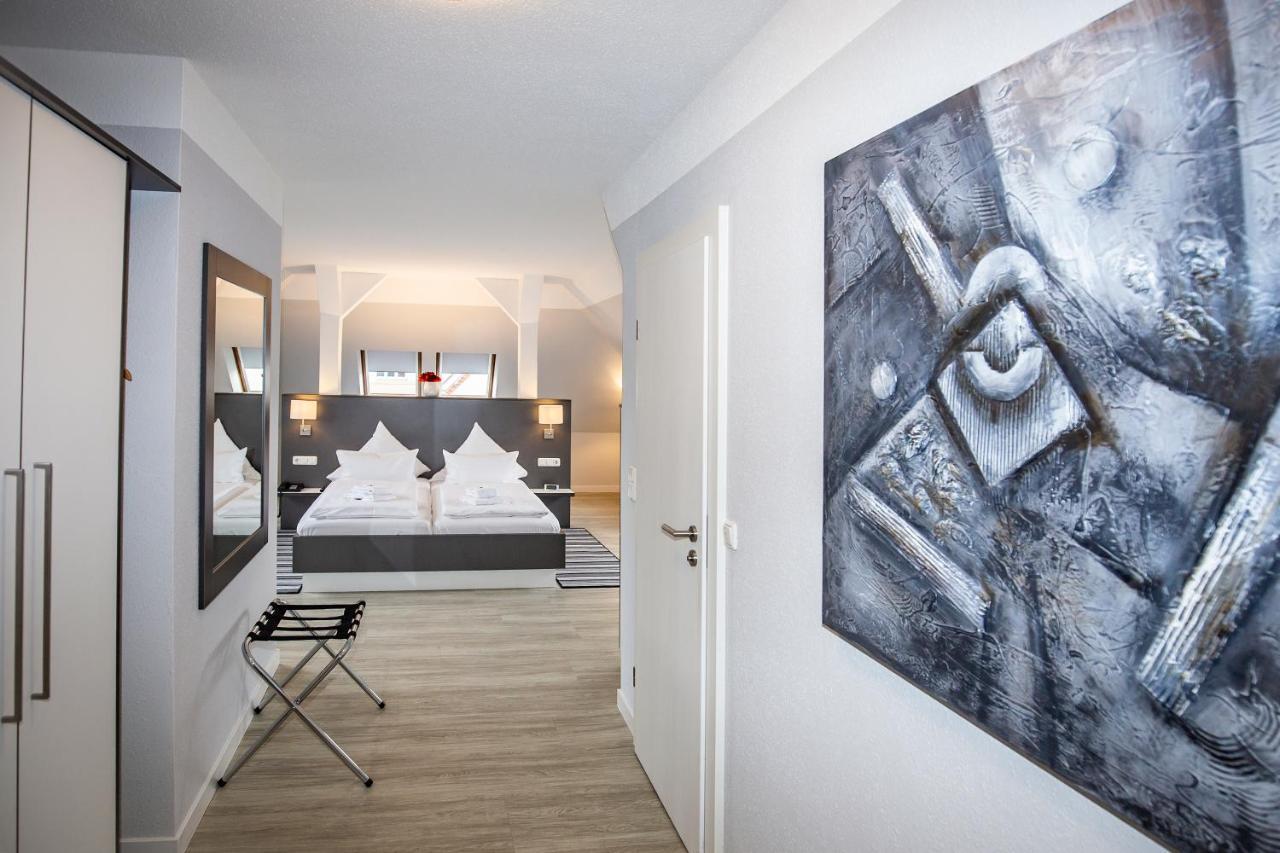 Hotel "Zur Muehle" Хойерсверда Екстериор снимка