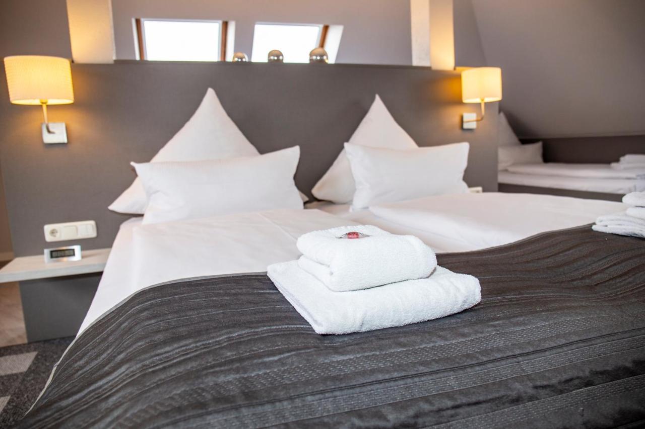 Hotel "Zur Muehle" Хойерсверда Екстериор снимка