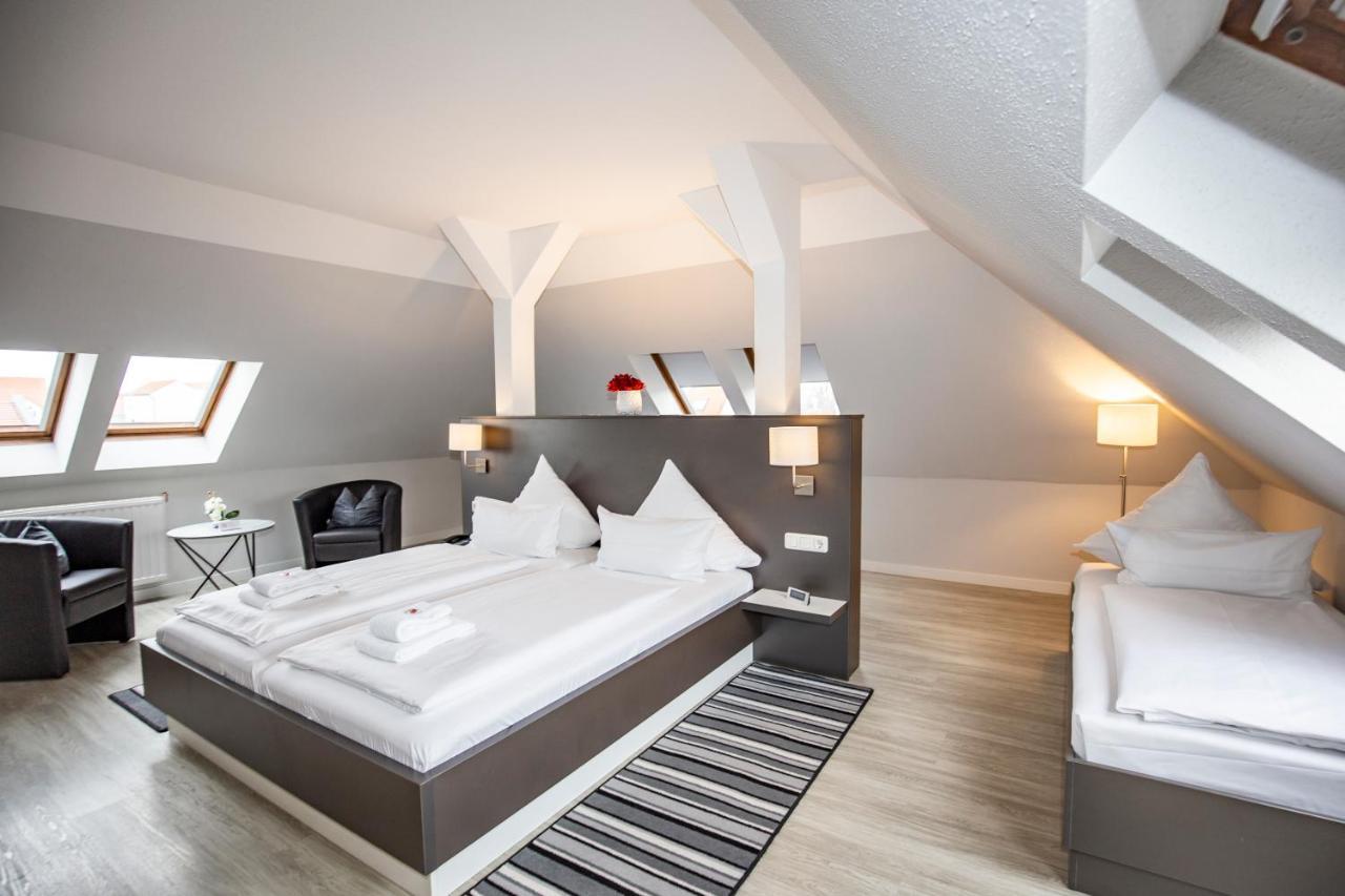 Hotel "Zur Muehle" Хойерсверда Екстериор снимка