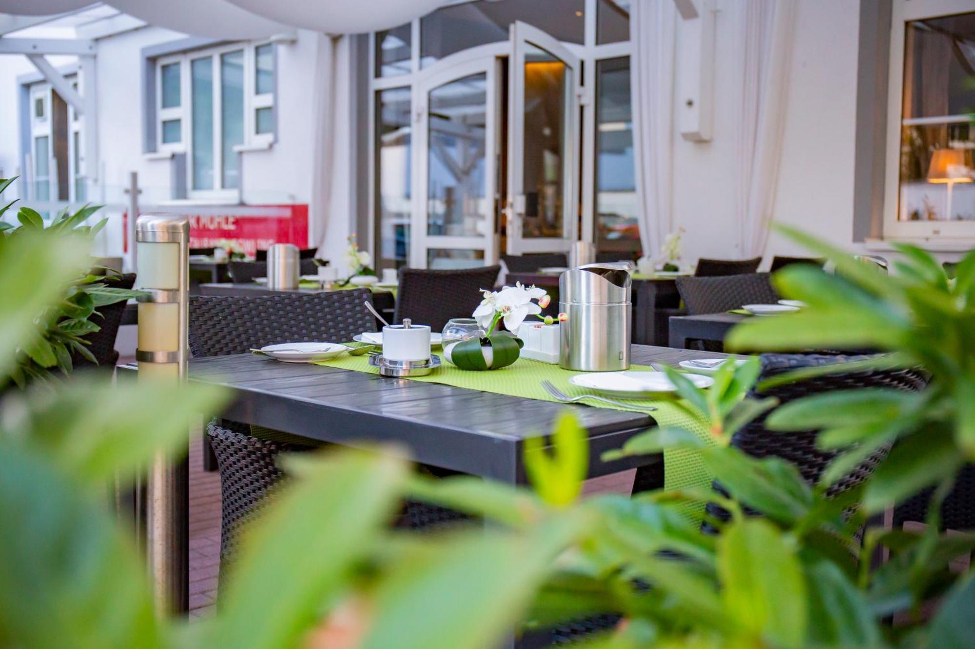Hotel "Zur Muehle" Хойерсверда Екстериор снимка