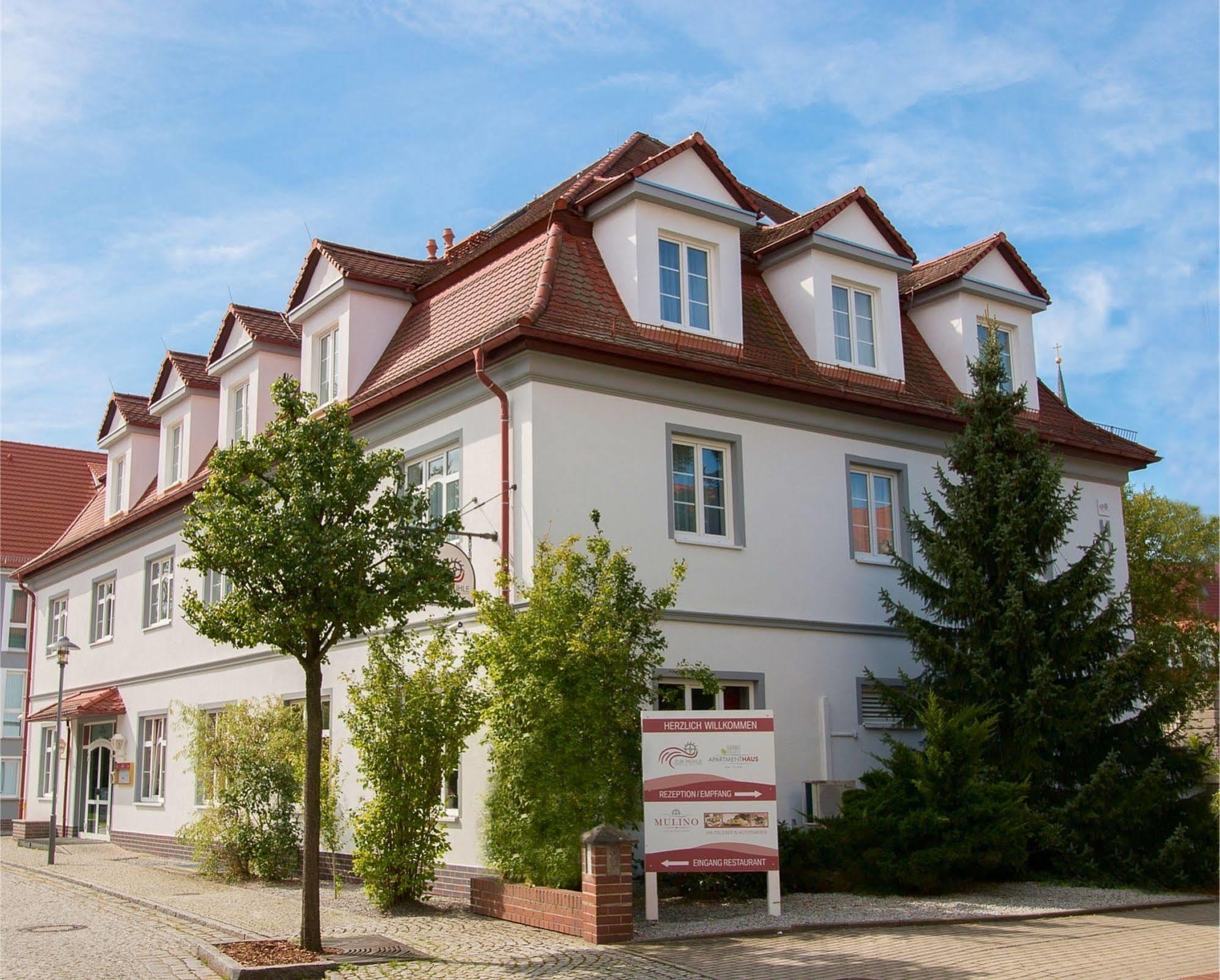 Hotel "Zur Muehle" Хойерсверда Екстериор снимка